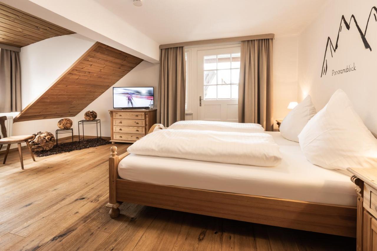 Landgasthof Augustiner Inn *
